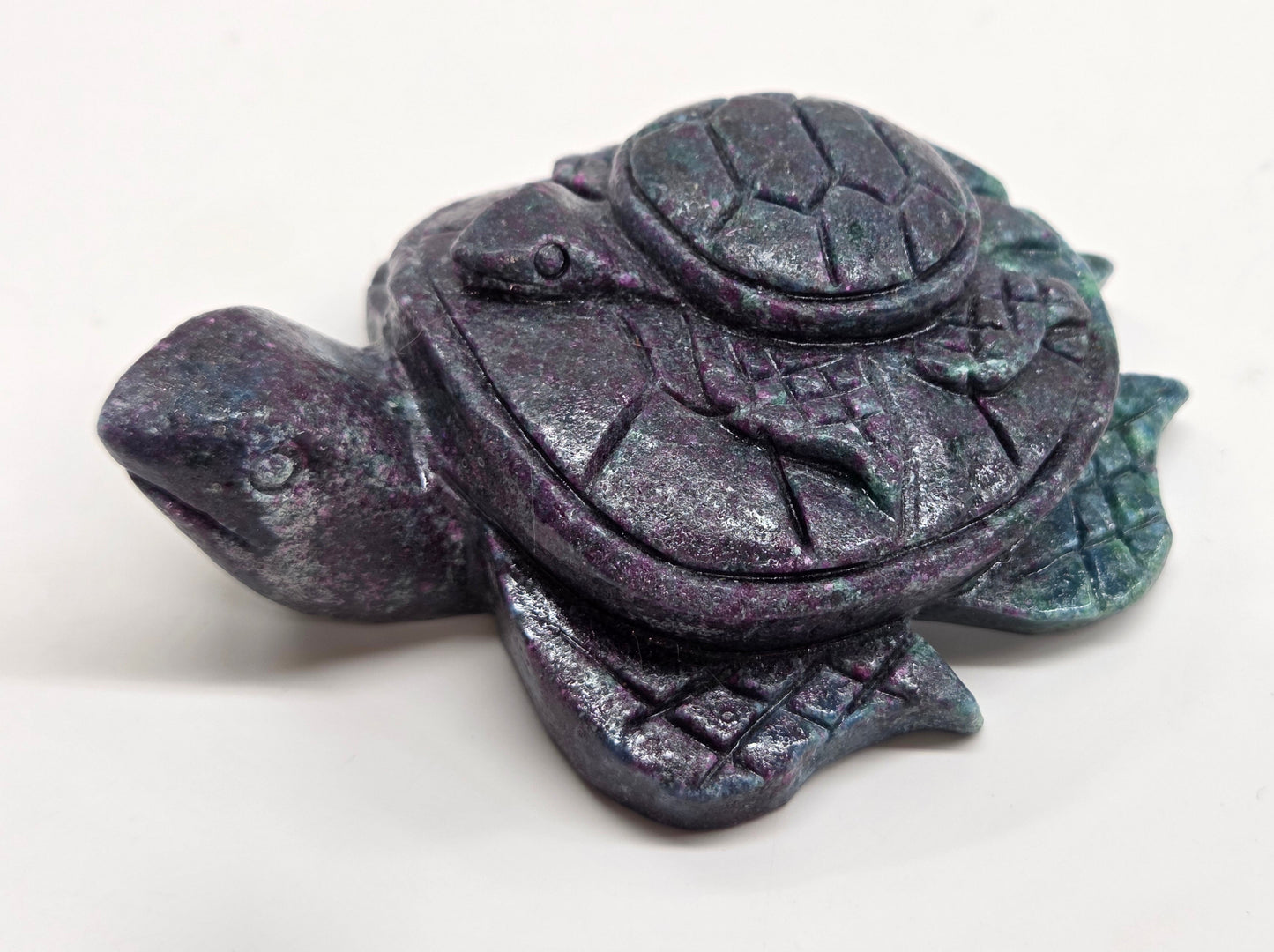 Ruby Kyanite mom & baby turtle (L)