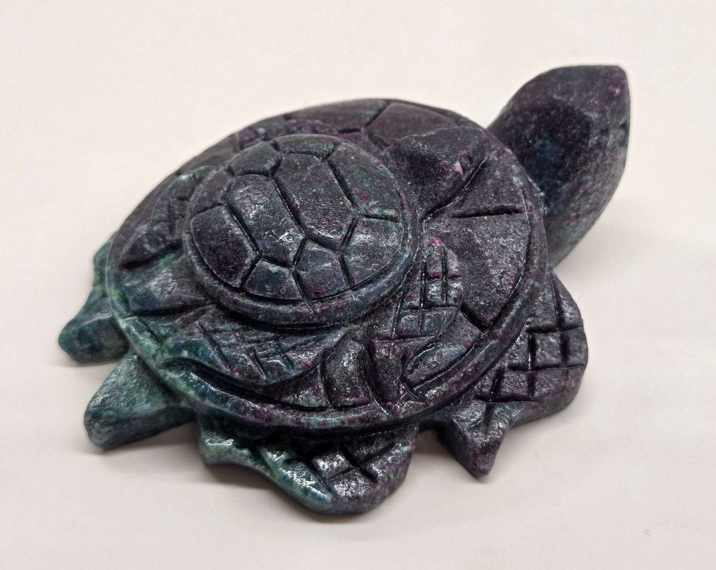 Ruby Kyanite mom & baby turtle (L)