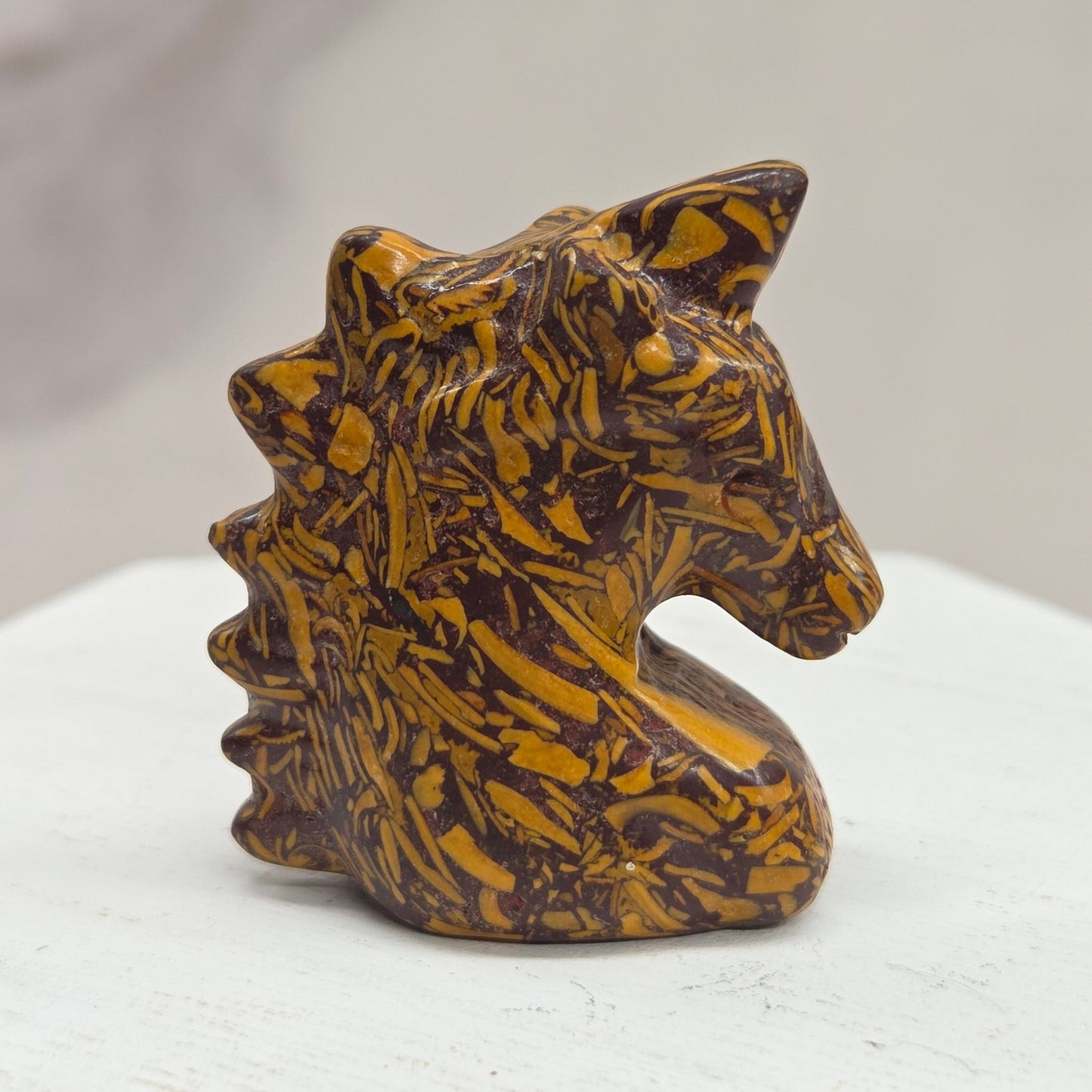 Unicorn carving (S)