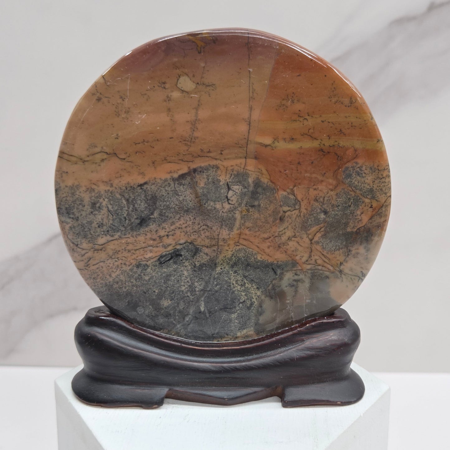 Picture Jasper slab on stand