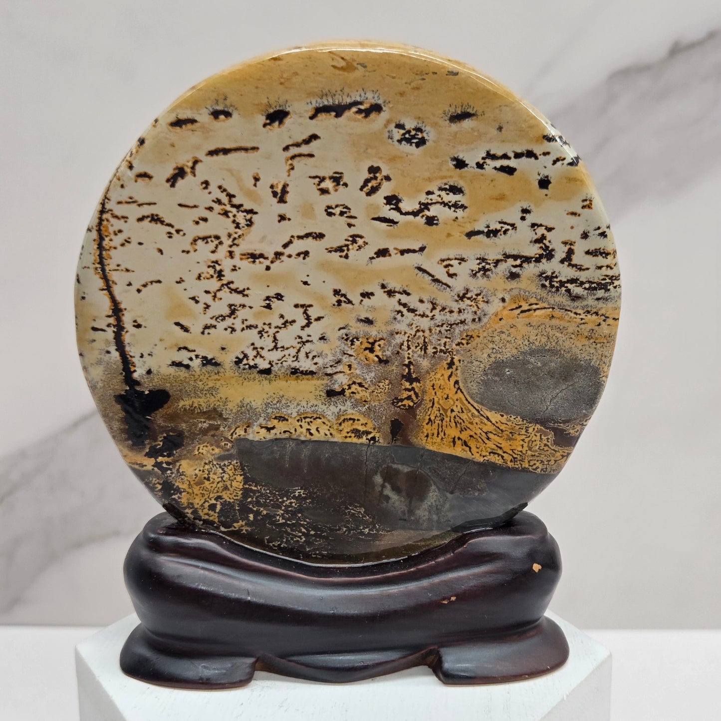 Picture Jasper slab on stand