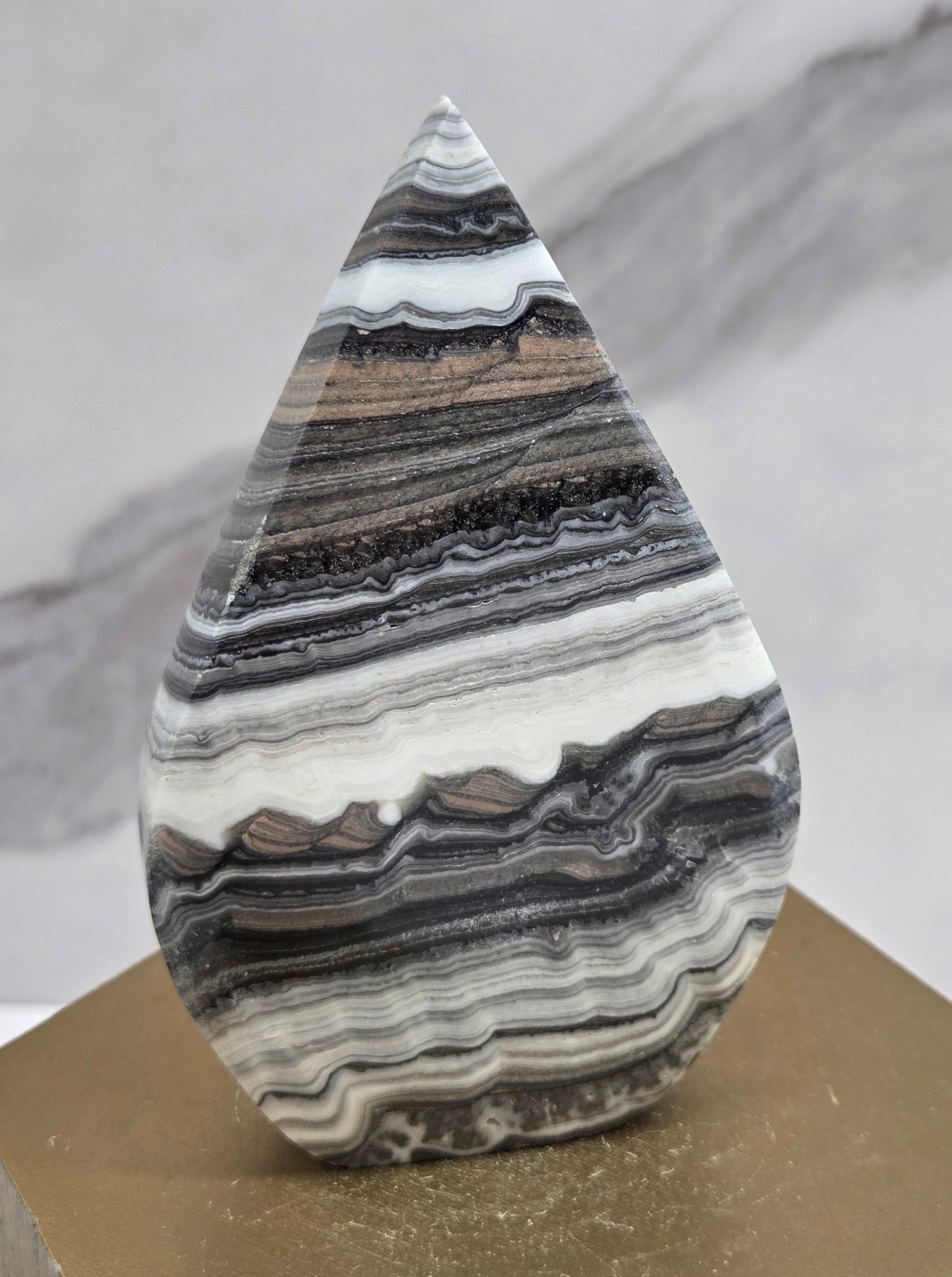 Dendritic Banded Calcite teardrop flames