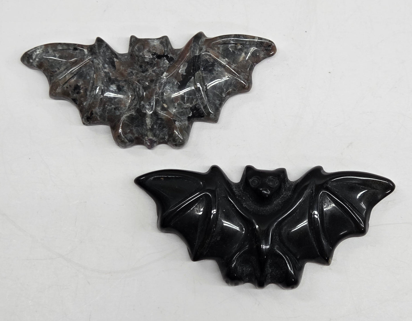 Bat carving (M)