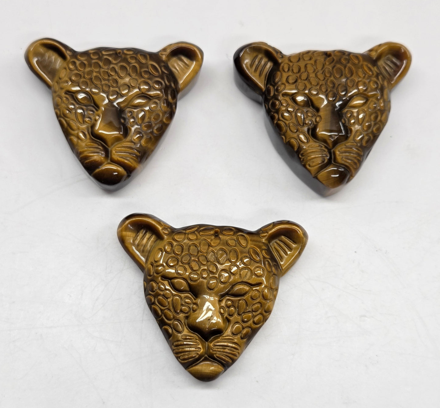 Leopard carving - Tigers Eye