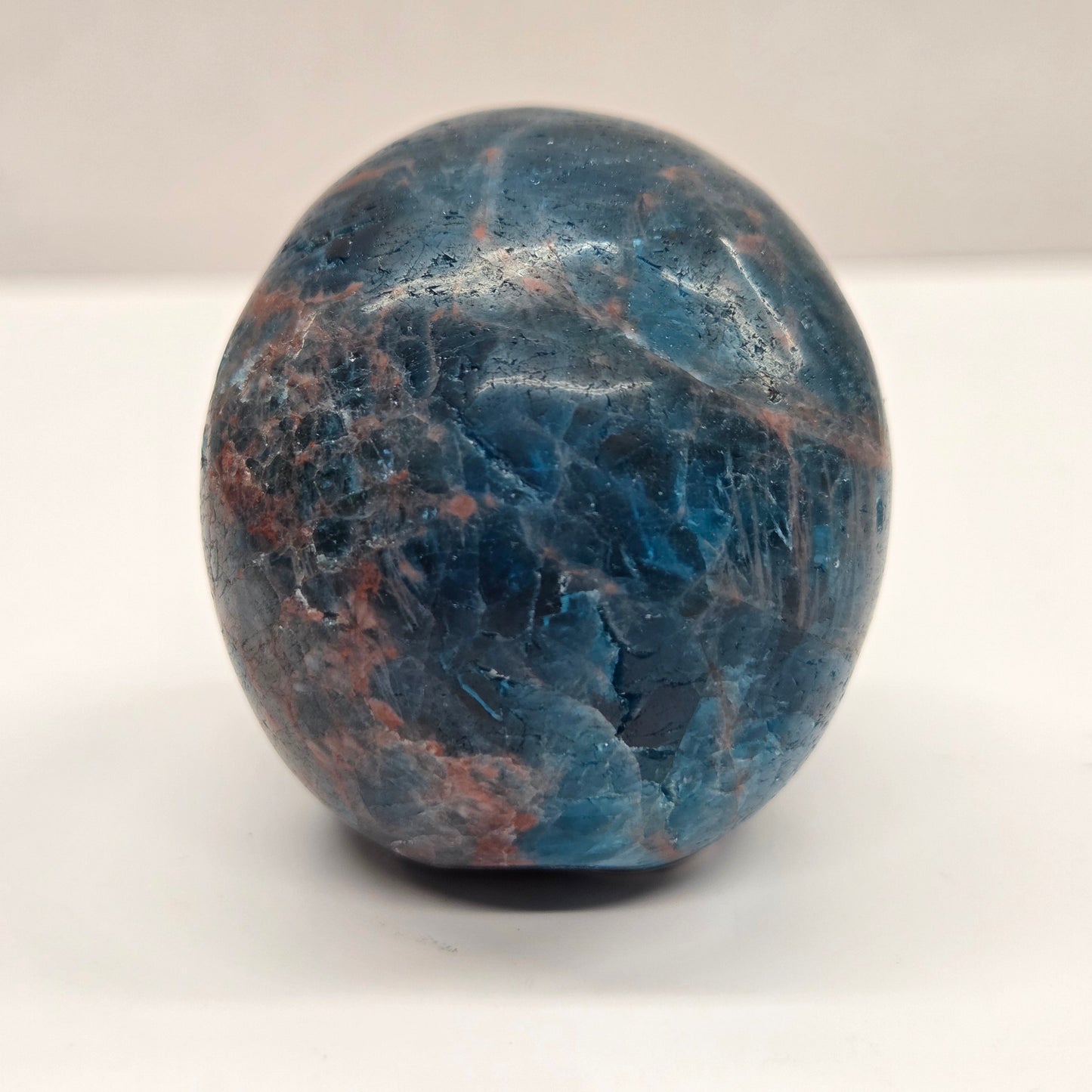 Skull medium - Blue Apatite