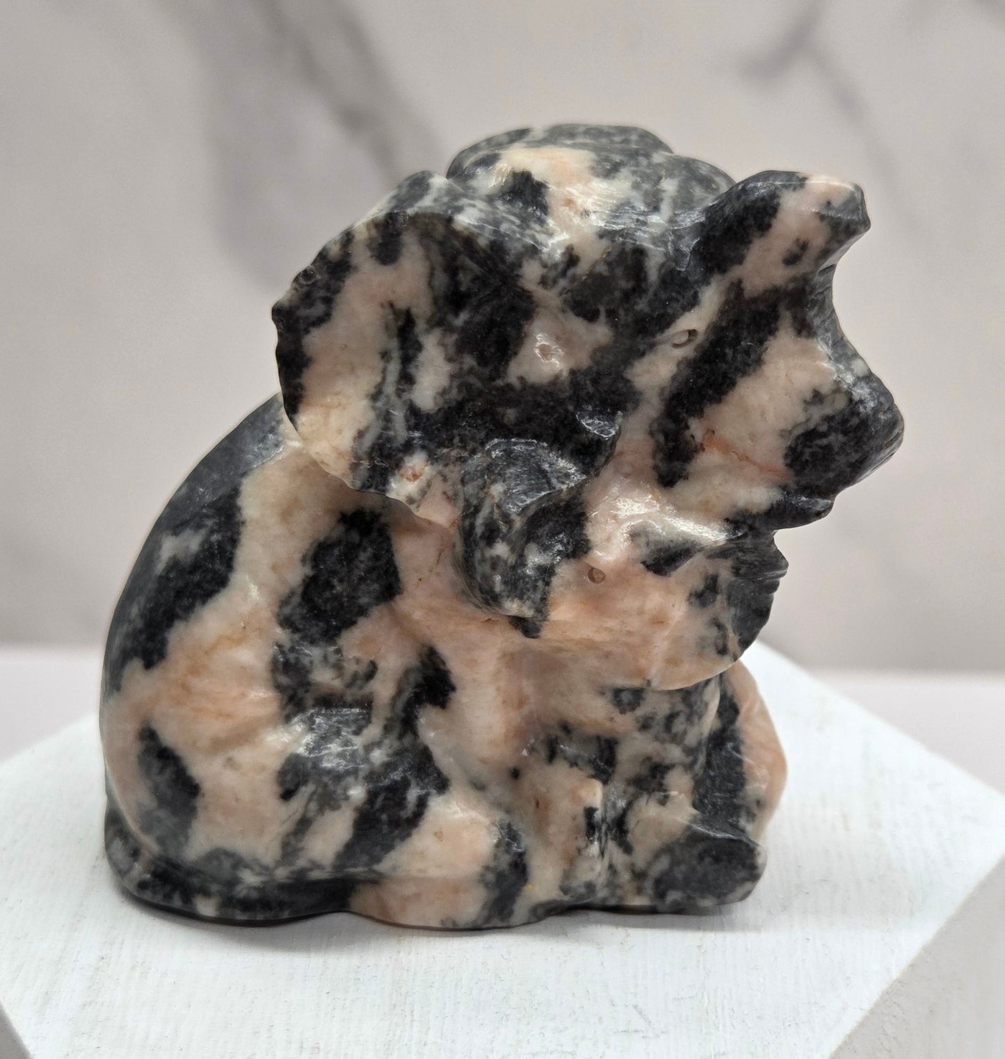 Elephant w/ baby carving