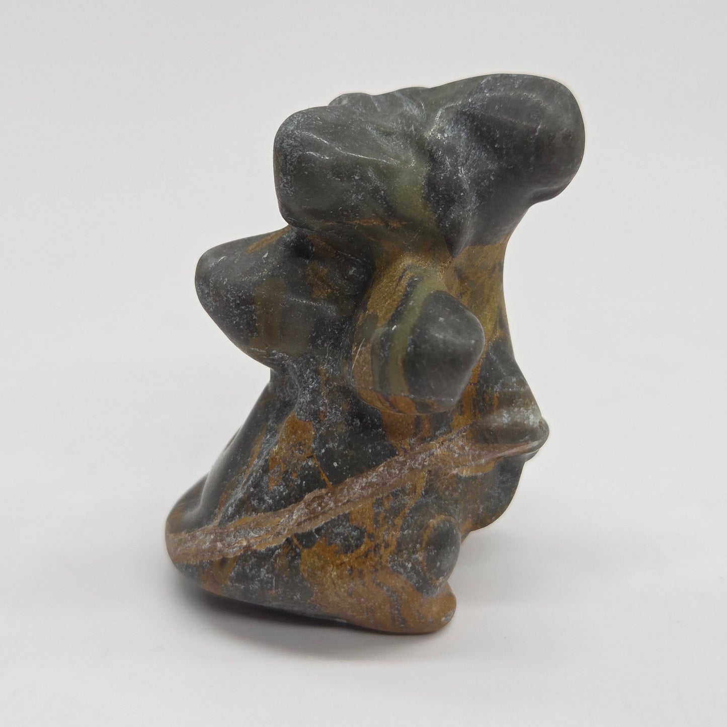 Dragon standing carving (M & L)