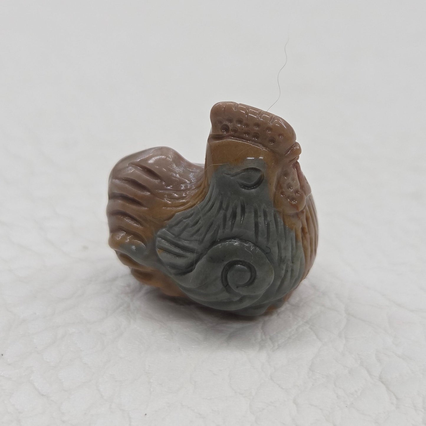Alashan Agate mini carving - Chicken