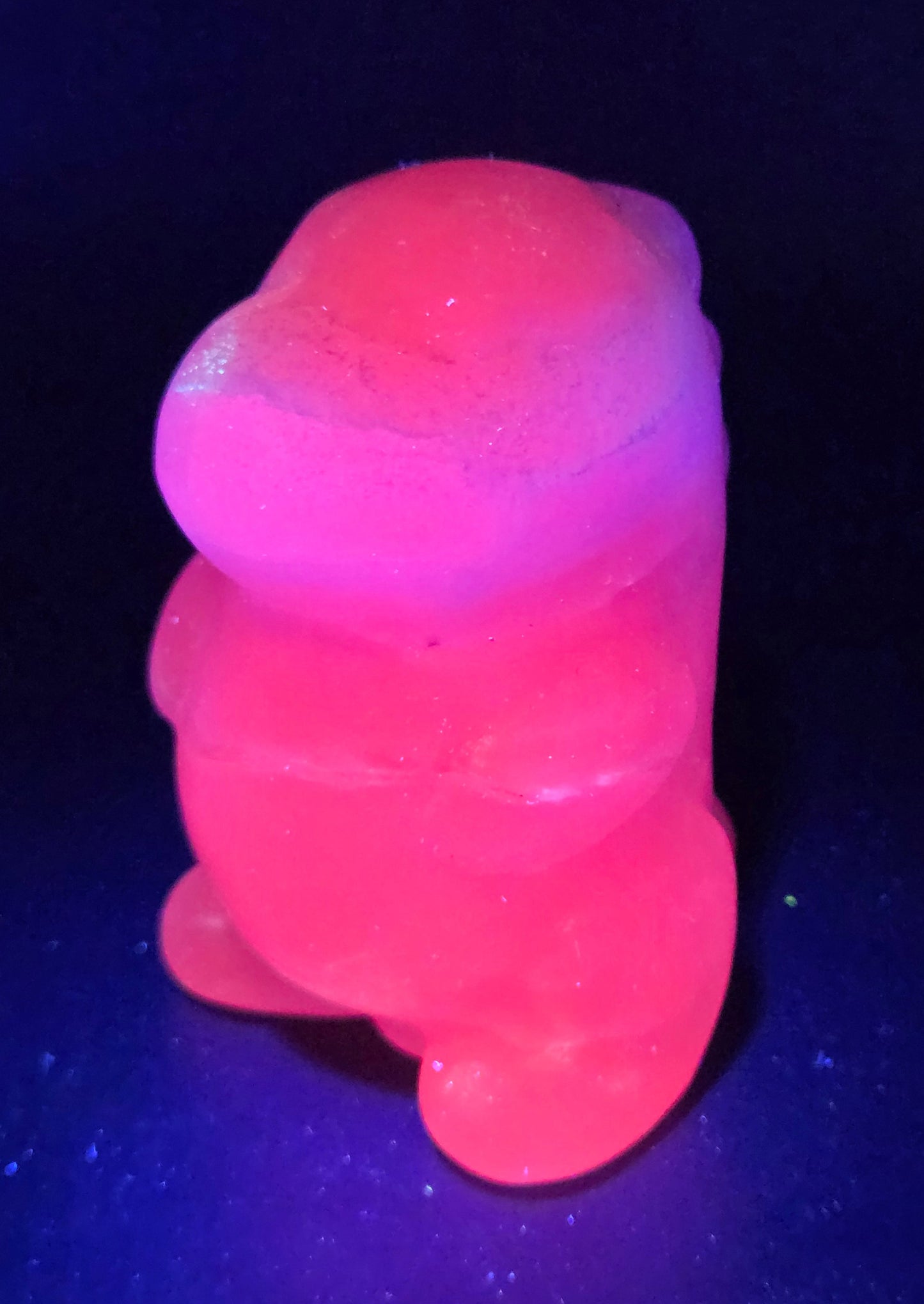 Chubby dino (L) - Pink Mangano Calcite