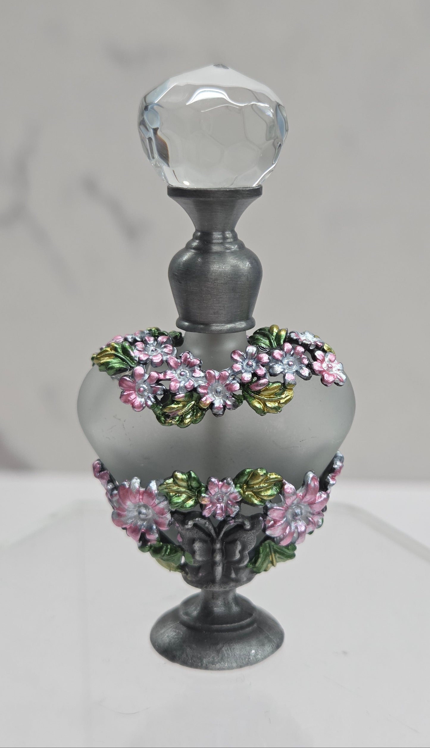 Perfume bottle - Glass heart w/ rhinestones