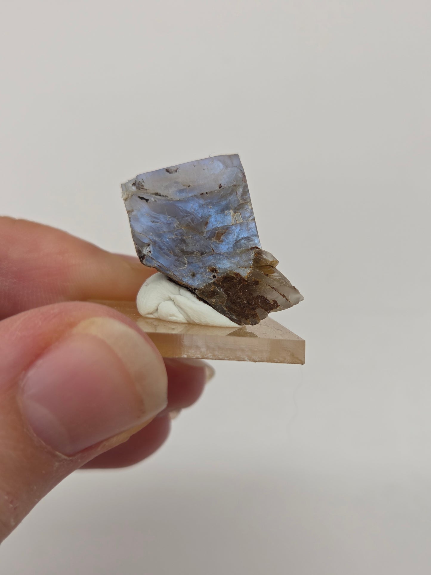 Moonstone specimens