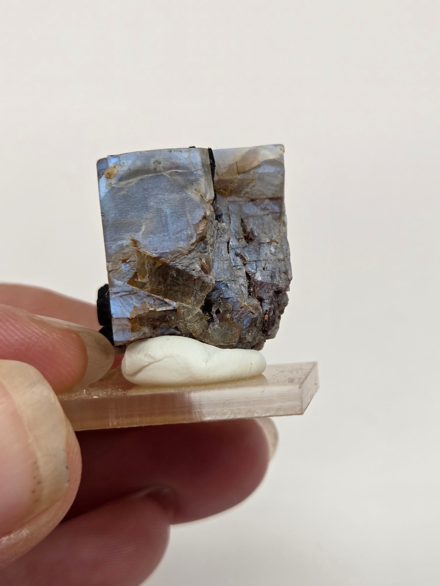 Moonstone specimens
