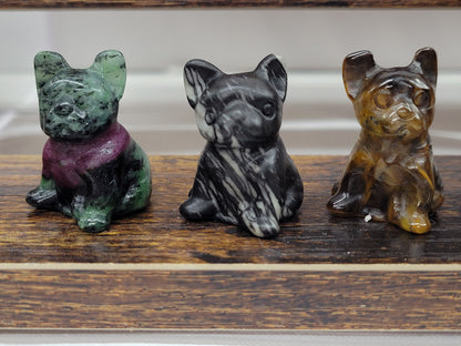 Dog carving small - Frenchie