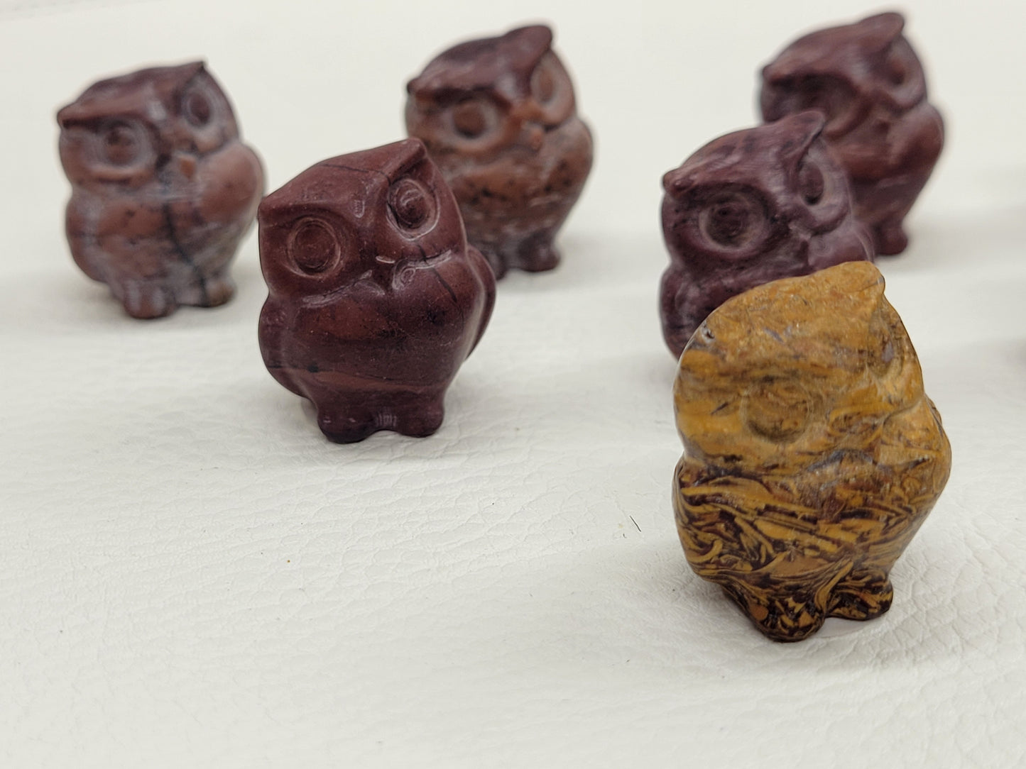 Picture Jasper owl carvings (small)