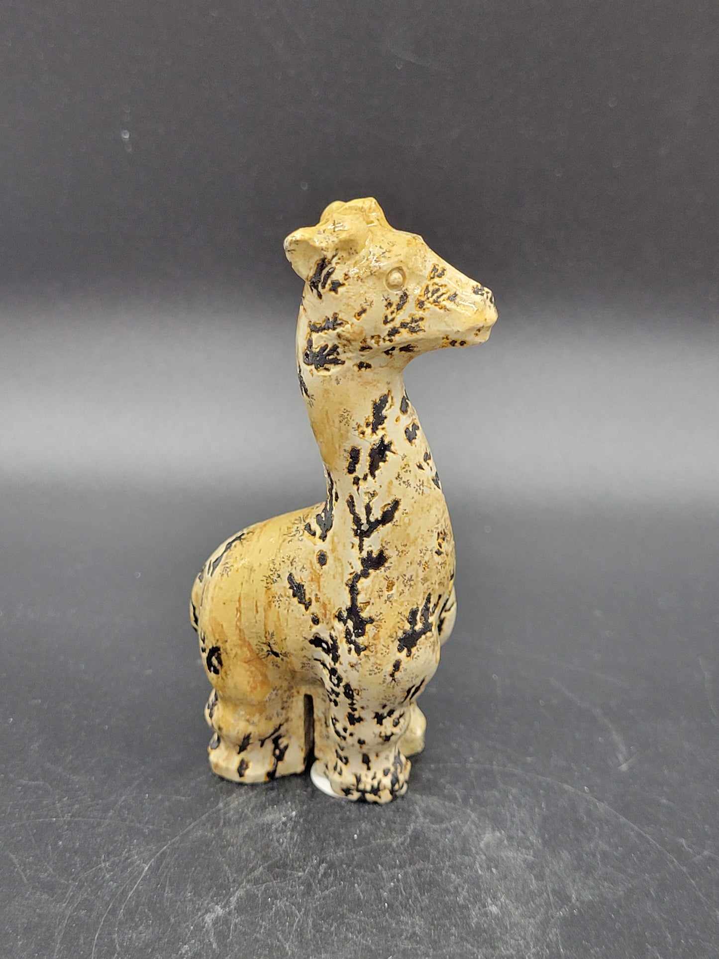 Picture Jasper giraffe carving (small)