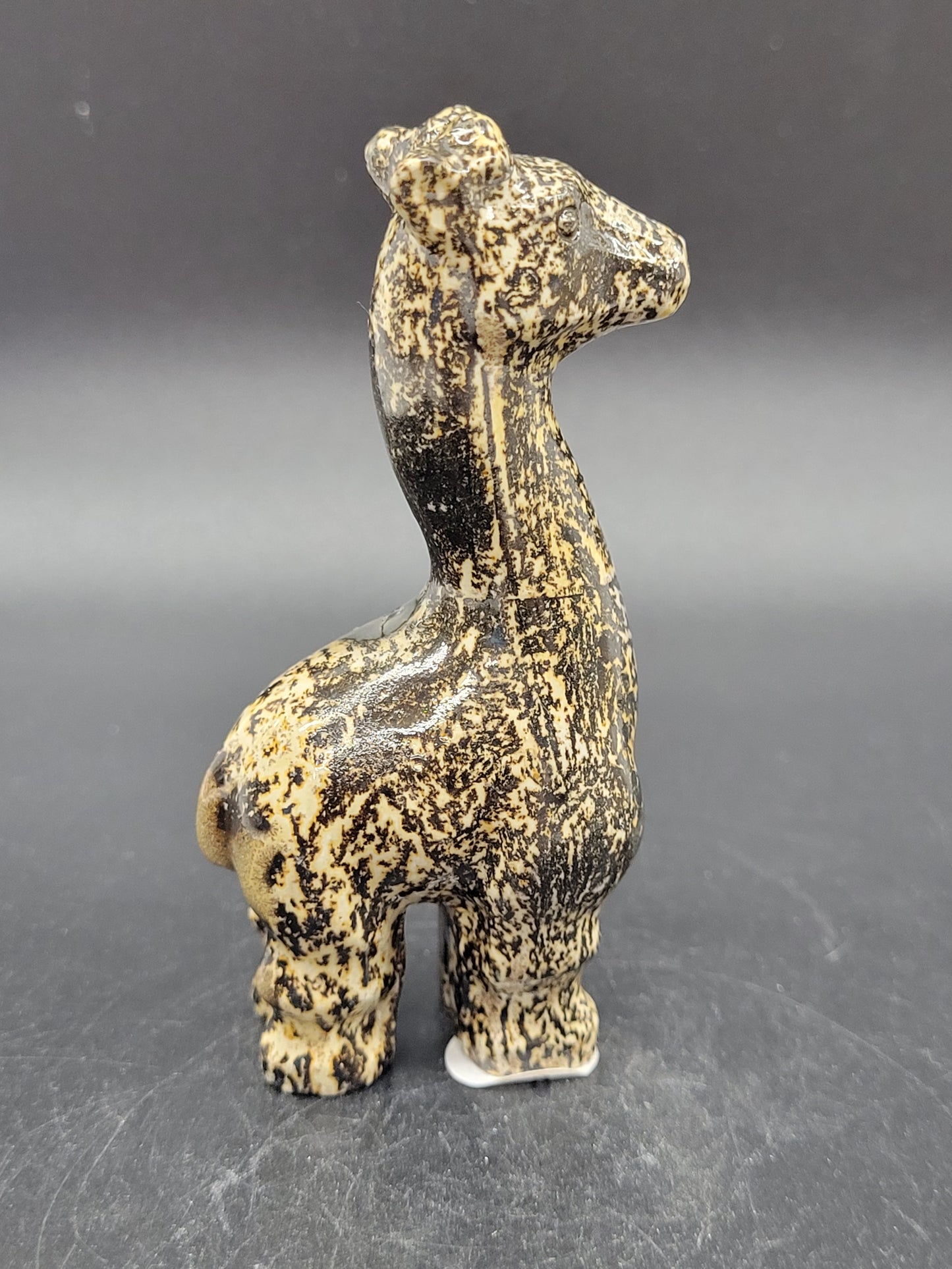 Picture Jasper giraffe carving (small)