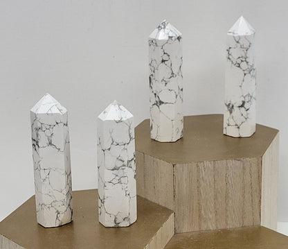 Howlite tower