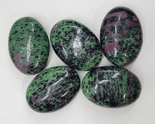 Palm - Ruby Zoisite