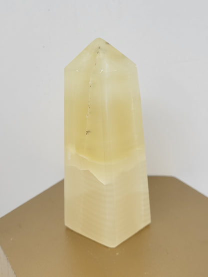 Banana Calcite tower