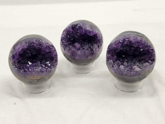 Amethyst geode sphere (Pacman sphere)