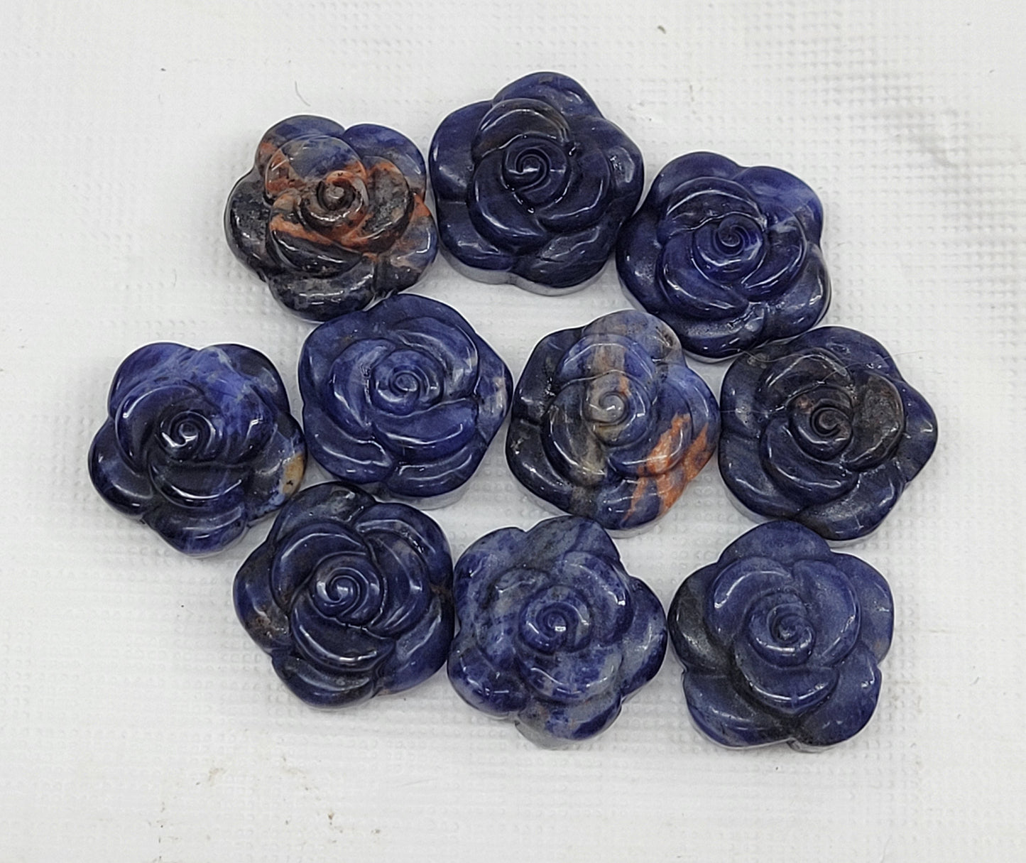 Mini rose flower carvings