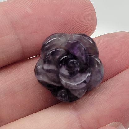 Mini rose flower carvings