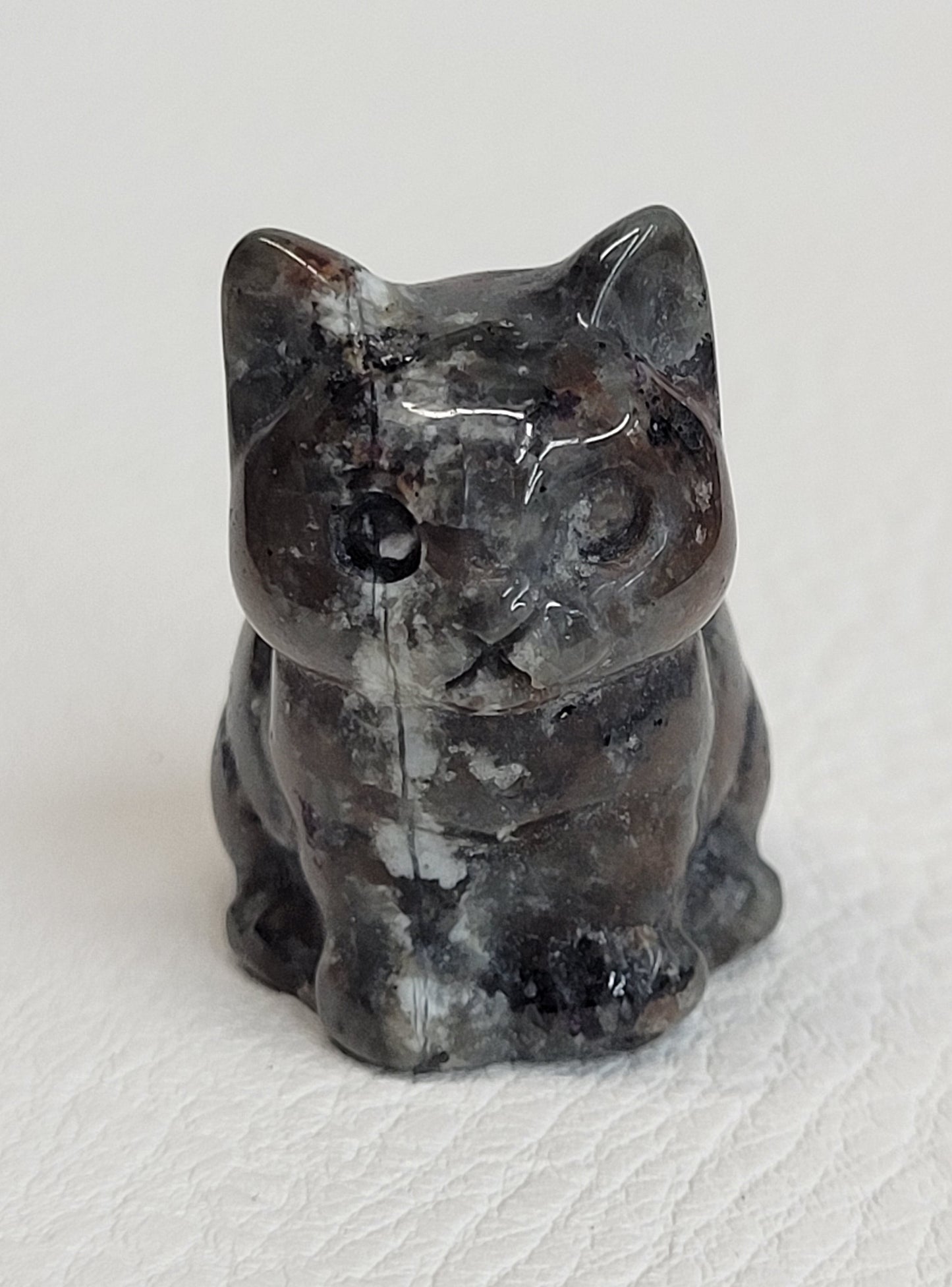 Cute cat/kitty carvings (small)