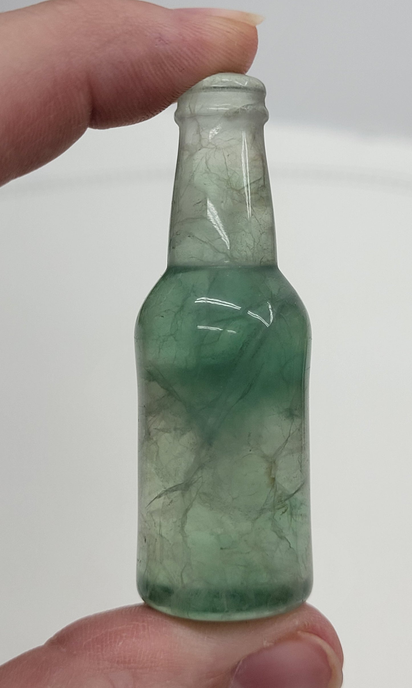 Fluorite bottle carving