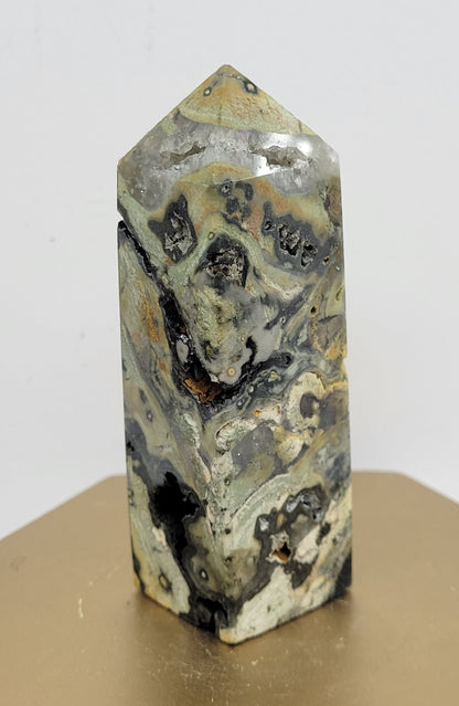 Orbicular Ocean Jasper tower