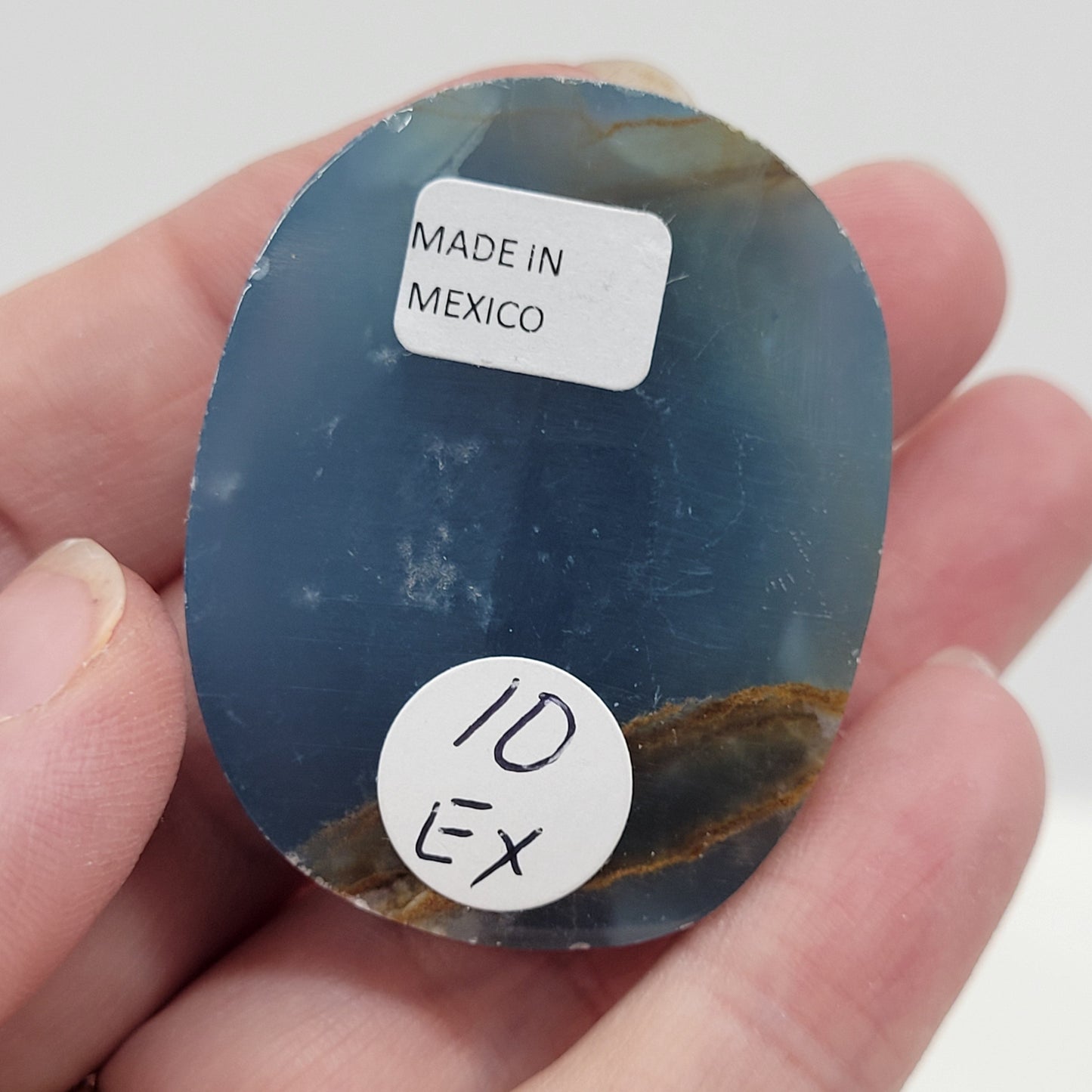 Blue Onyx cabachon (A grade)