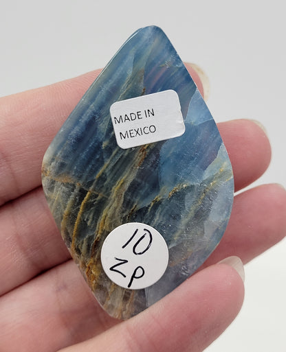 Blue Onyx cabachon (A grade)