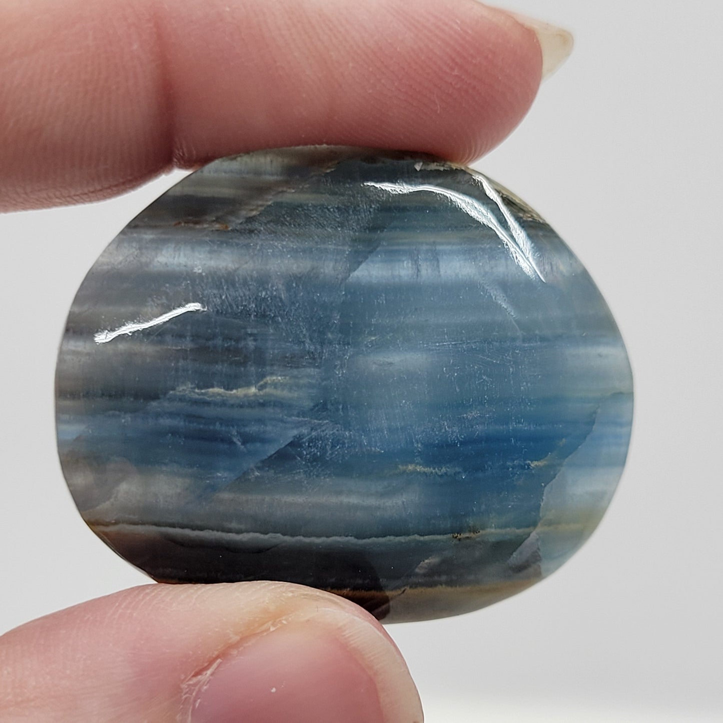 Blue Onyx cabachon (A grade)