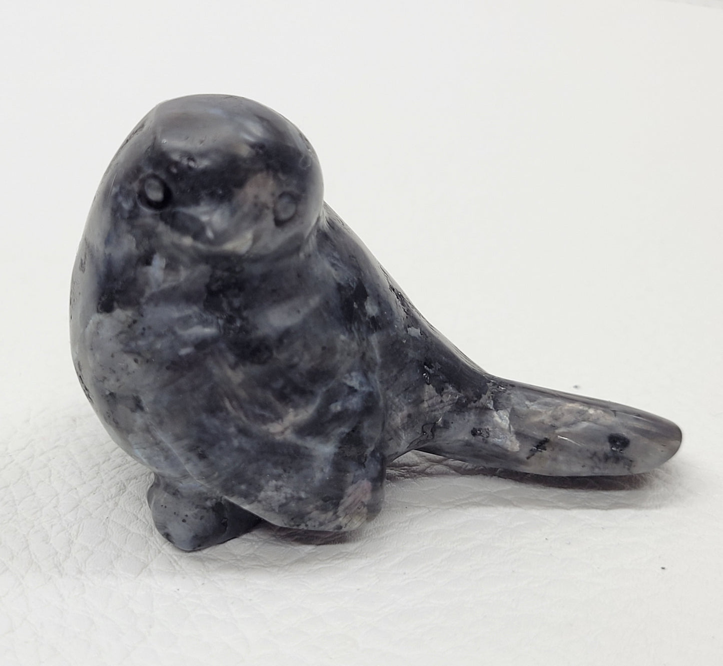 Bird carvings (medium)