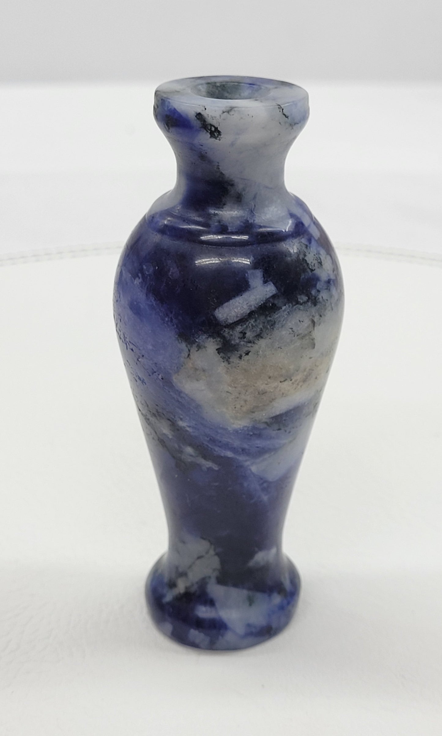 Lazurite vase