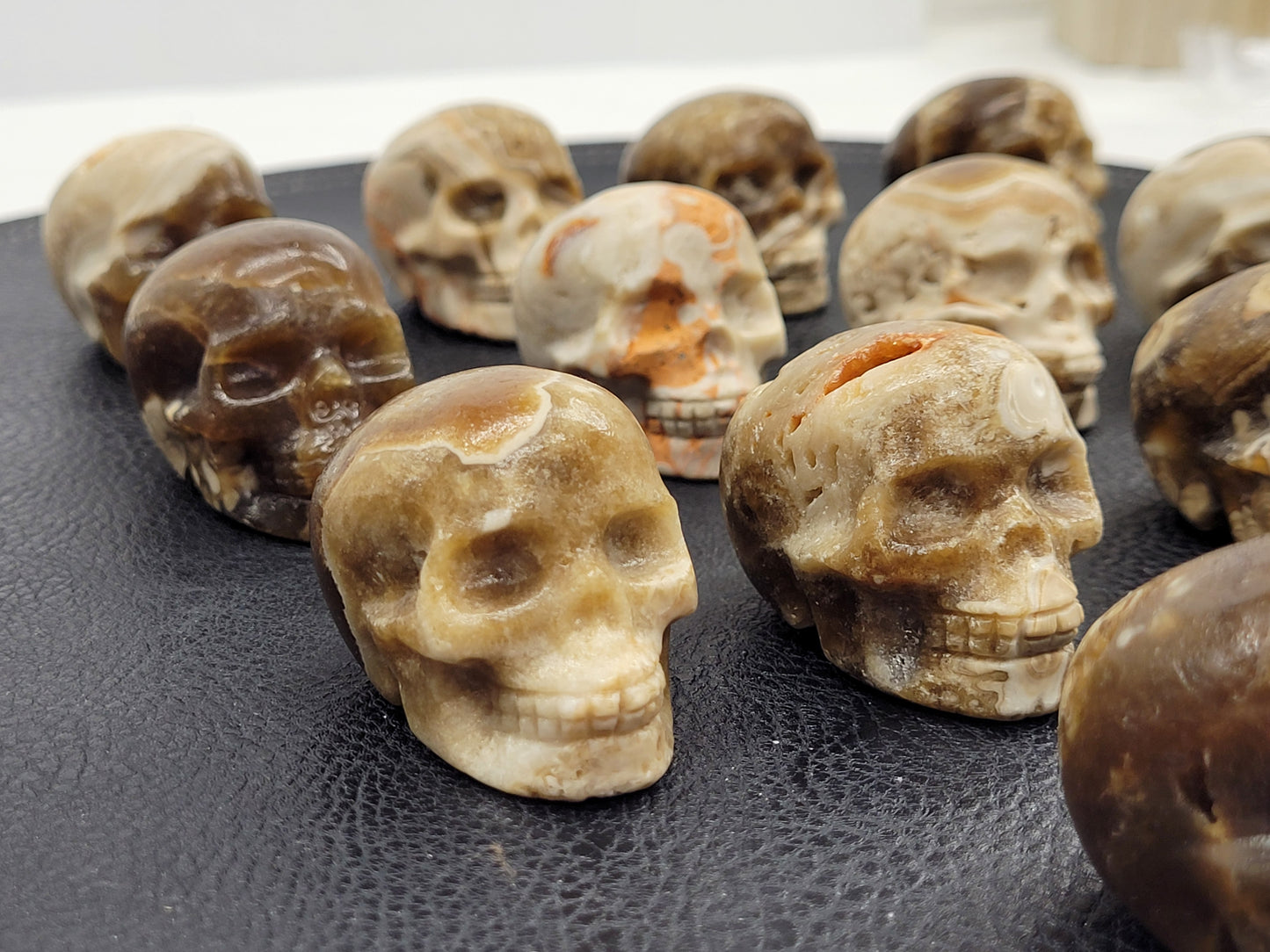 Amber Calcite skull (small)