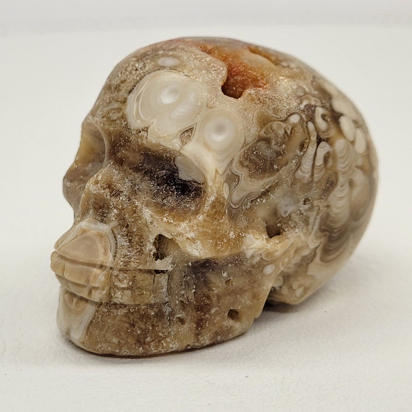 Amber Calcite skull (small)