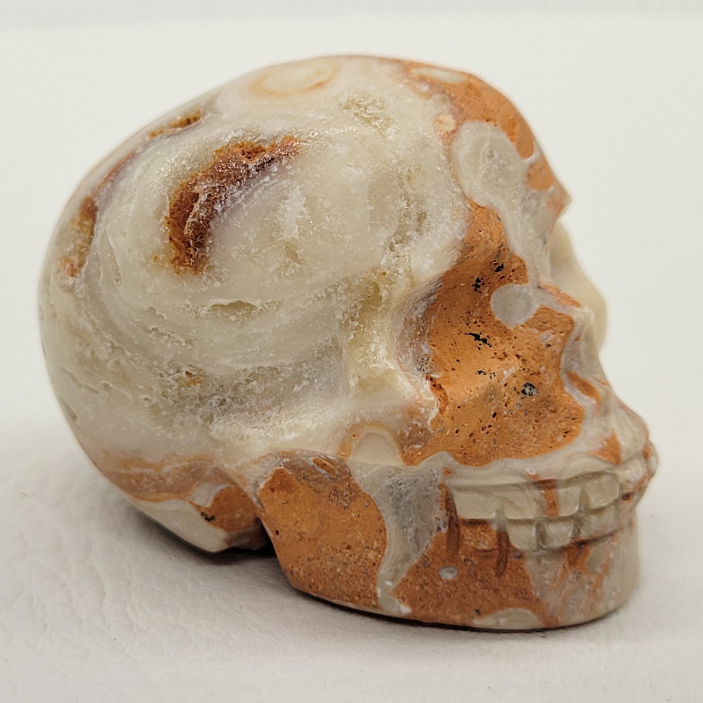 Amber Calcite skull (small)