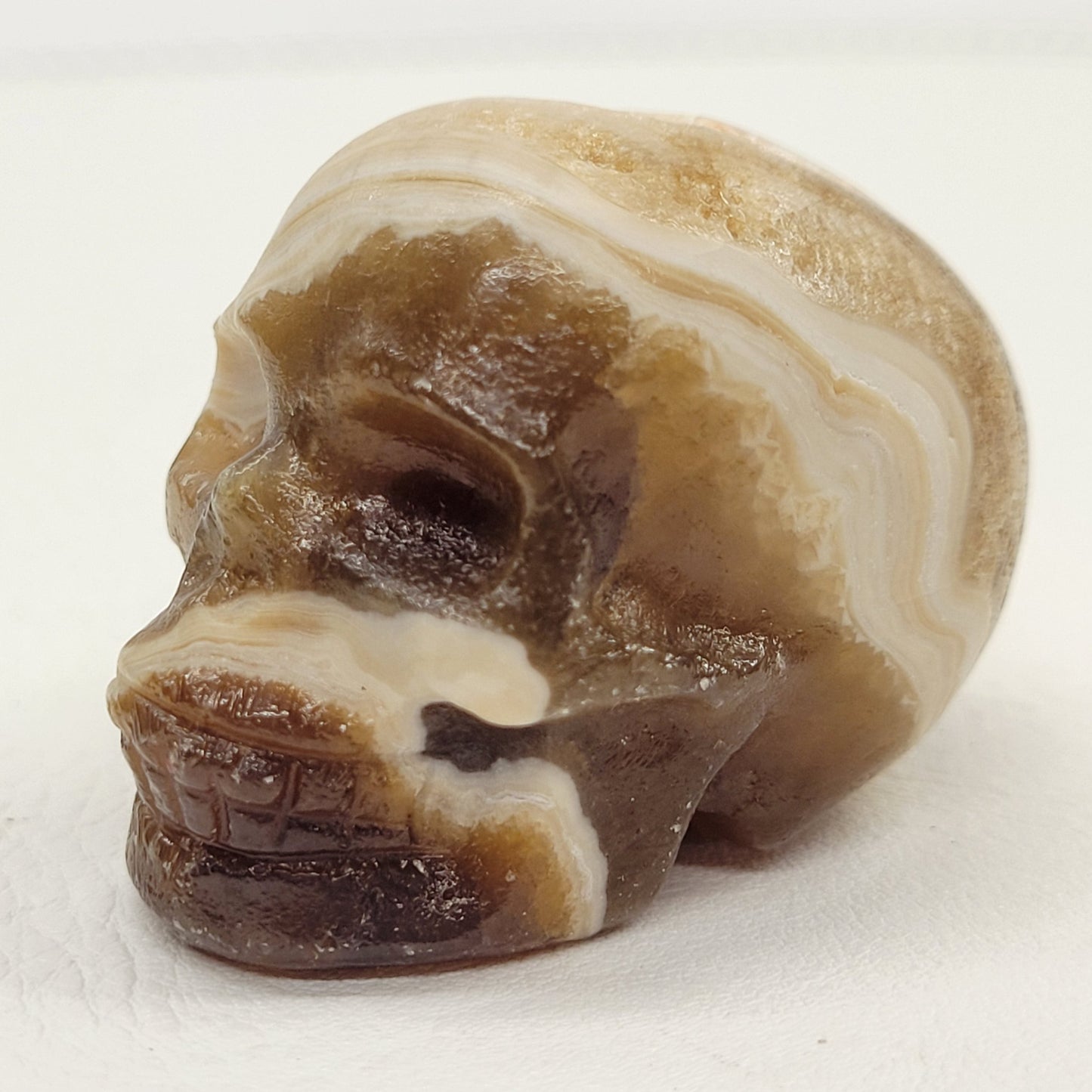 Amber Calcite skull (small)