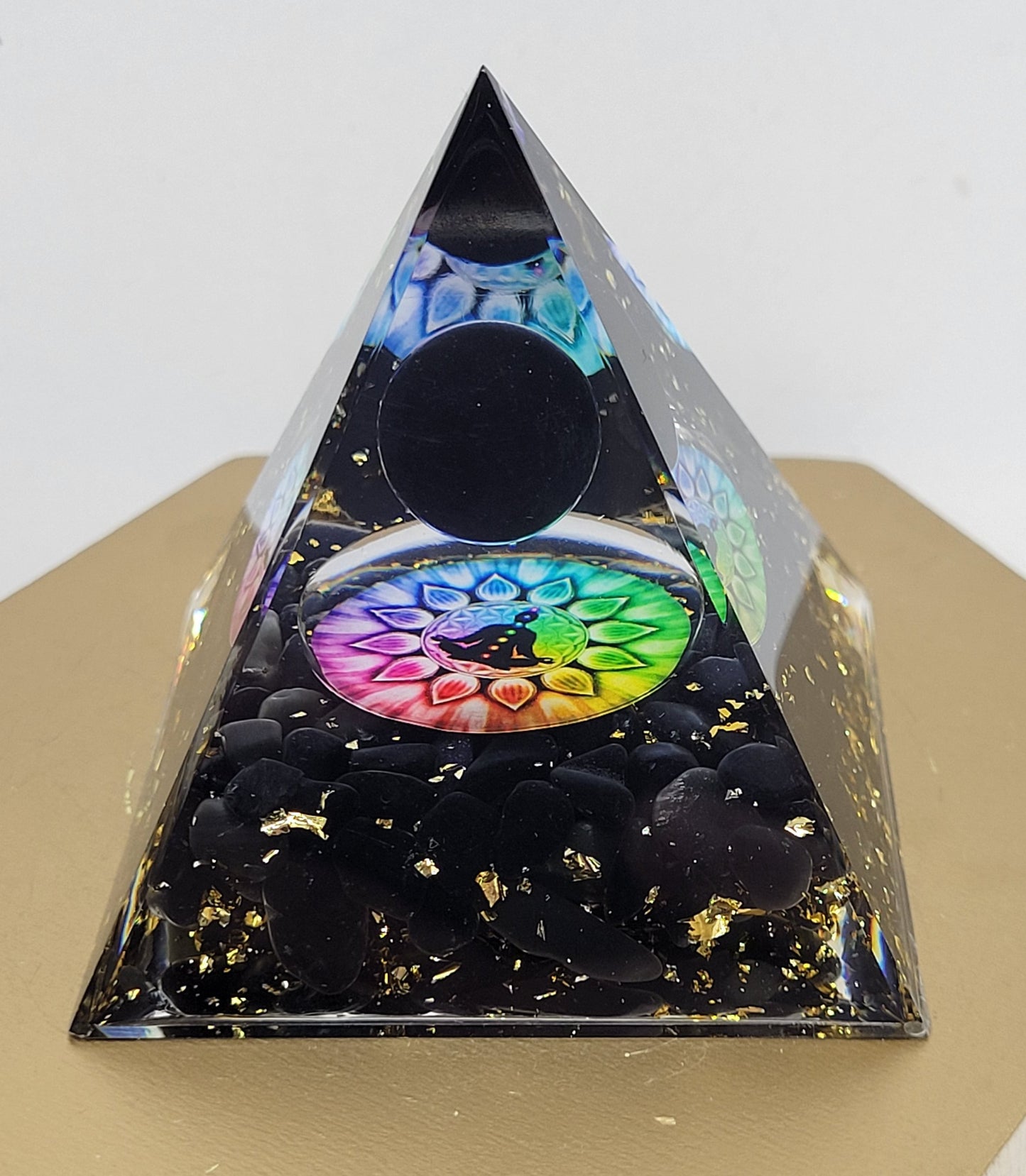 Resin pyramid w/ crystal chips