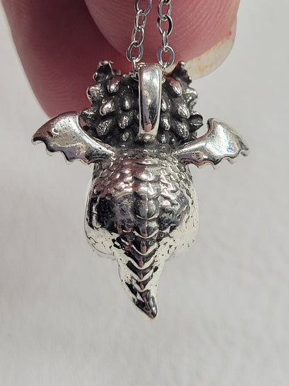 Dragon pendant