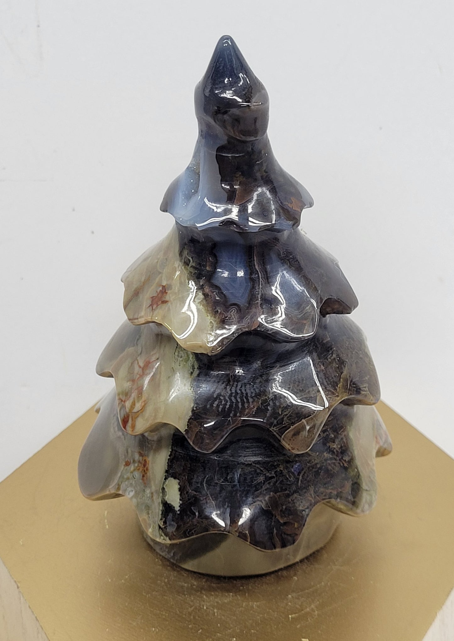 Volcano Agate Christmas tree