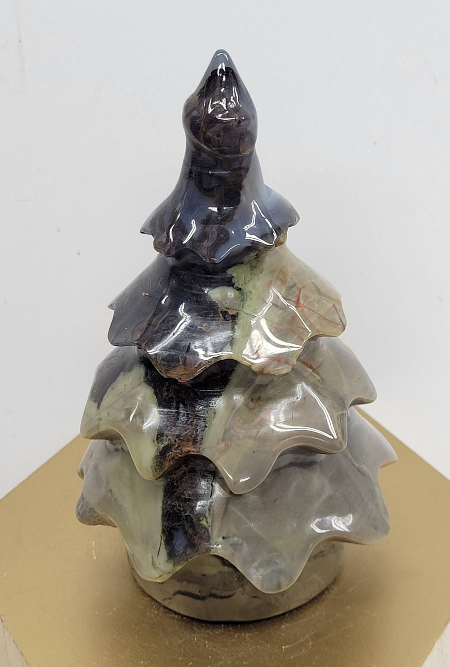 Volcano Agate Christmas tree