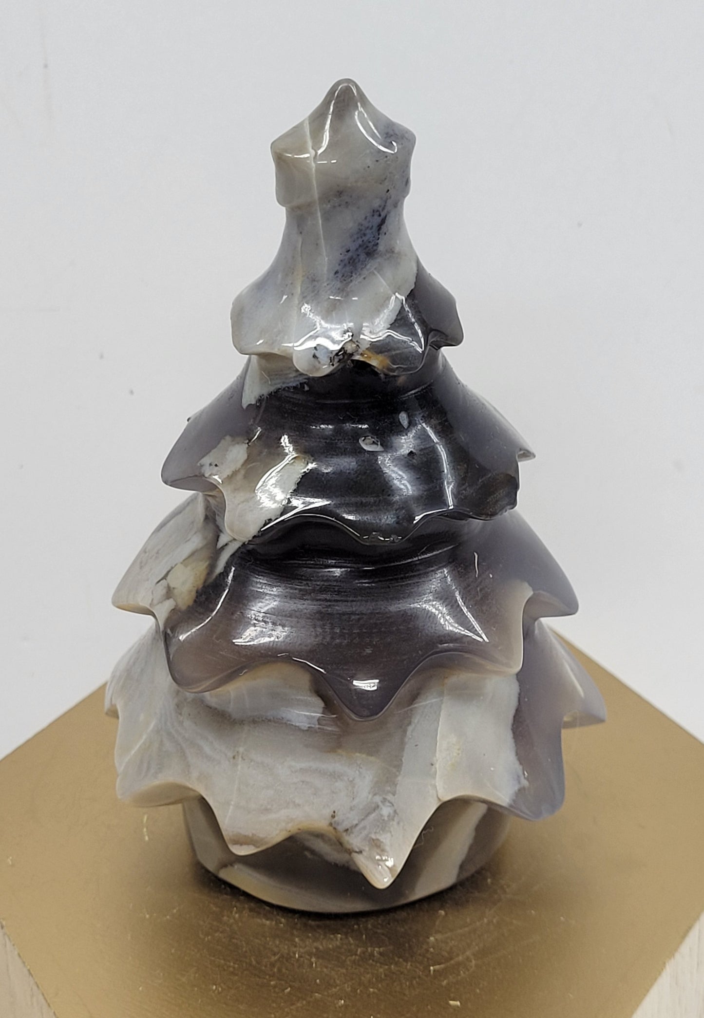 Volcano Agate Christmas tree