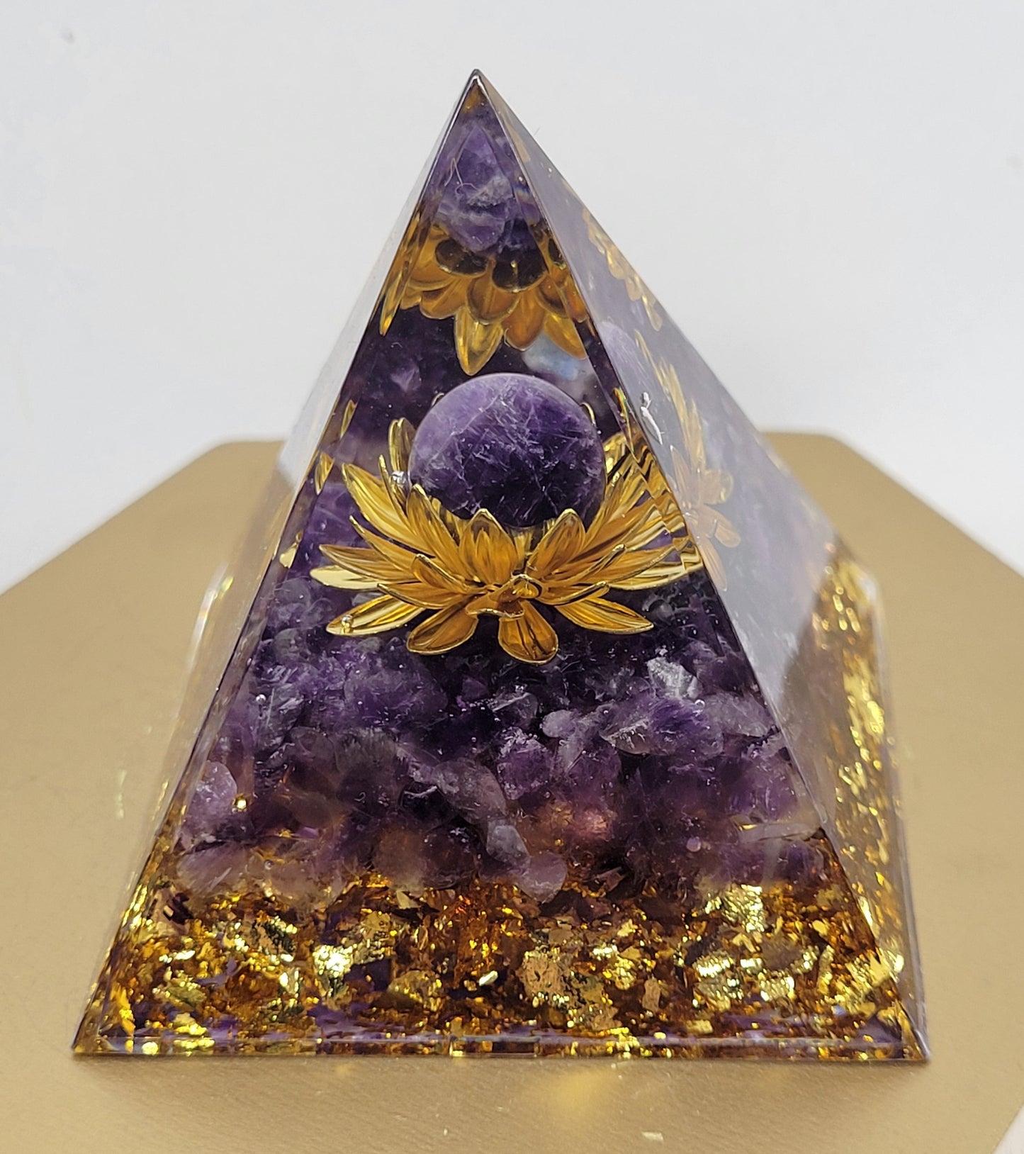 Resin pyramid w/ crystal chips