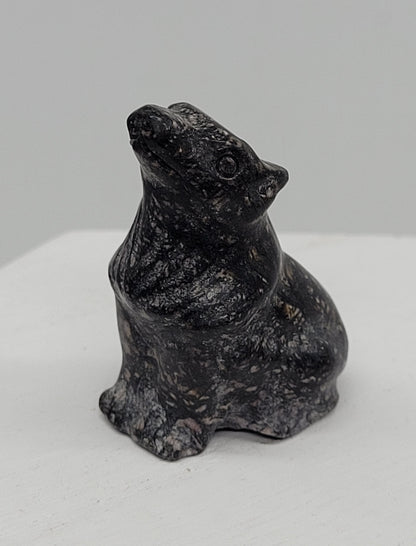 Wolf carvings (small)