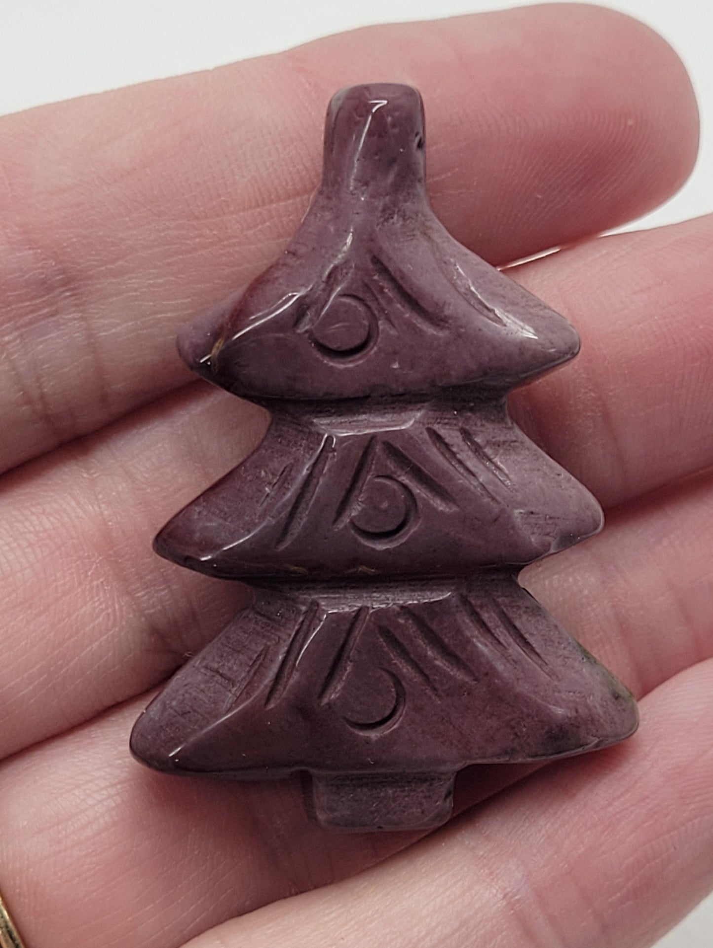 Mookaite Christmas tree carving