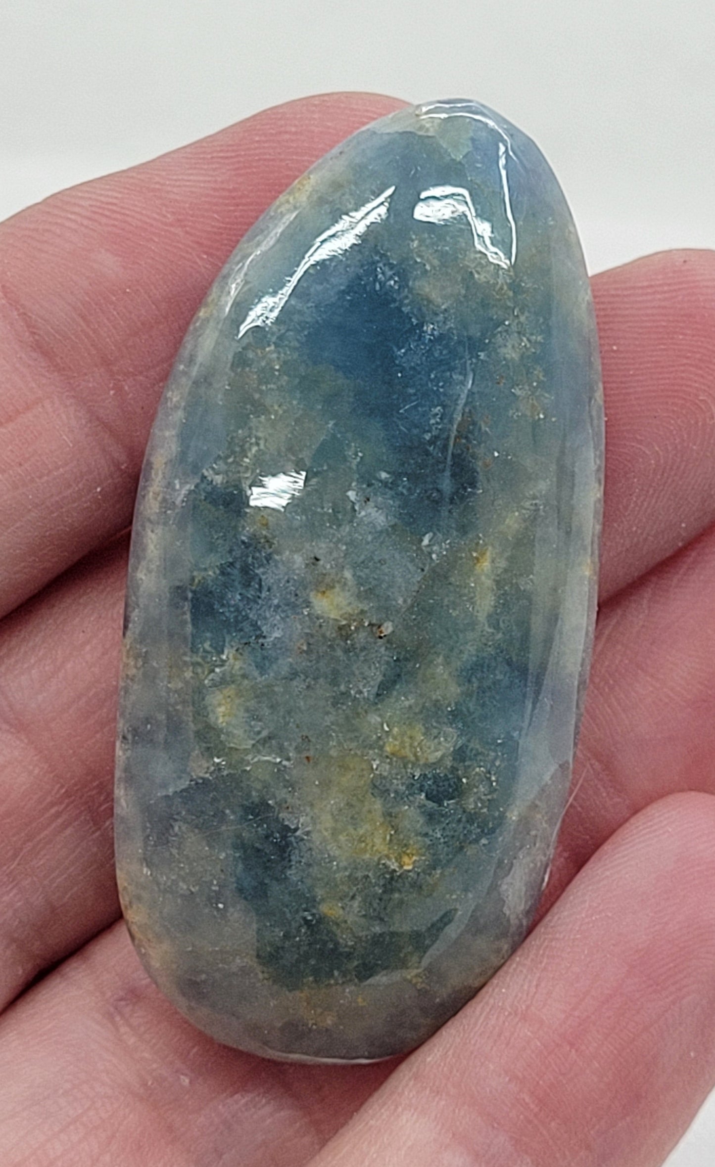 Blue Onyx cabachon (A grade)