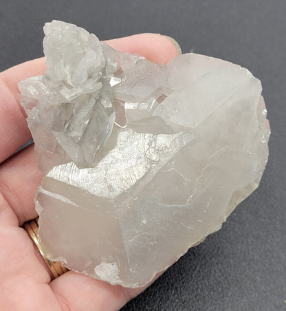 Benz style Calcite