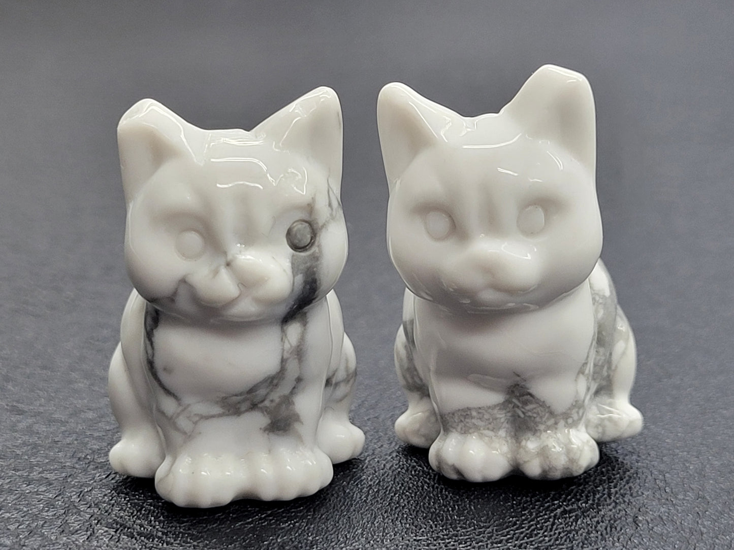 Cute cat/kitty carvings (X-small)