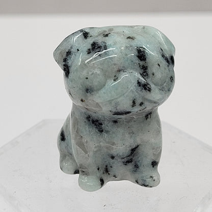 Dog carving - Pug (small/medium)